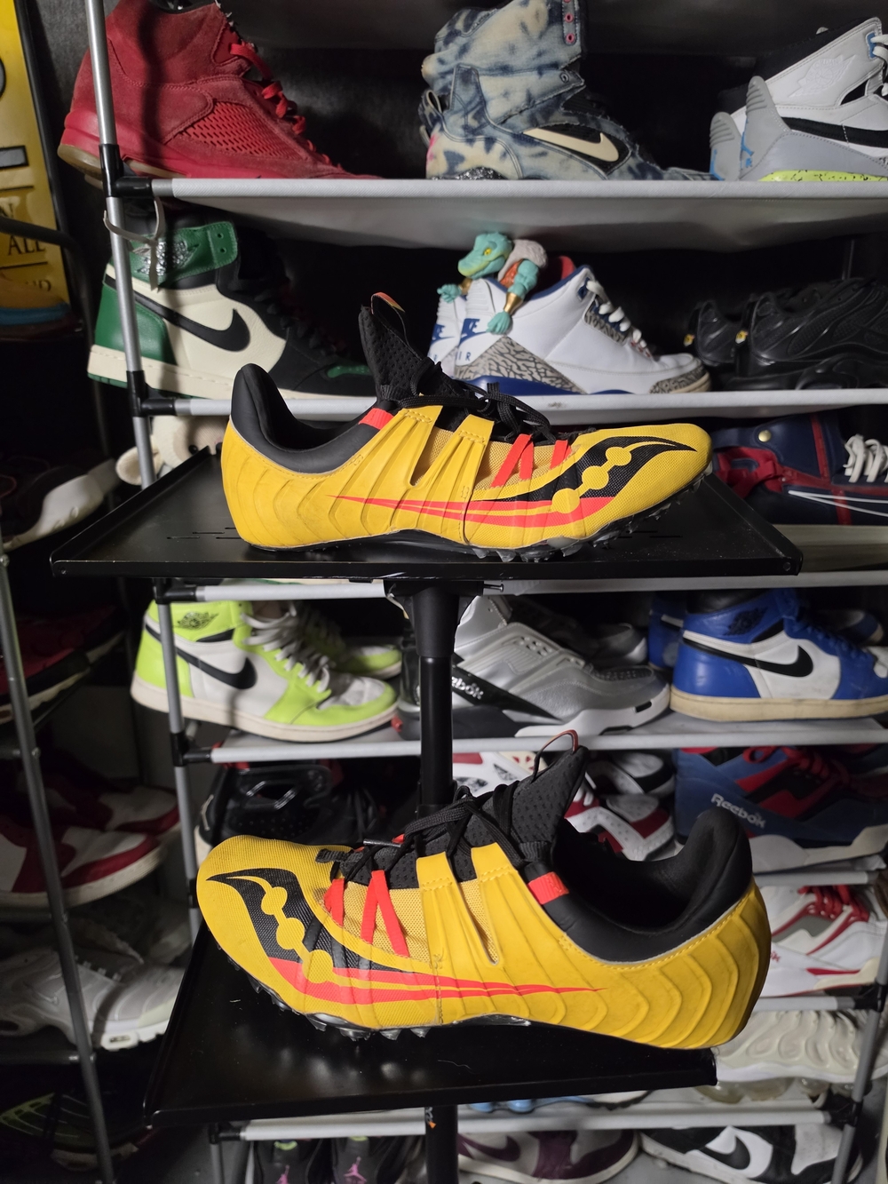🔥 Saucony Yellow & Black Men’s Size 10.5 Track Spikes Red Accents